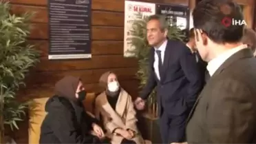 Bakan Özer, Farika Kütüphanesini ziyaret etti, öğrencilerle buluştu