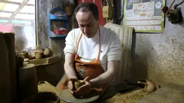 Başkan Kaya çark başına geçip çömlek yaptı