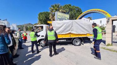 BODRUM'DA TOPLANAN YARDIMLAR, UKRAYNA BAŞKONSOLOSLUĞU'NA GÖNDERİLDİ