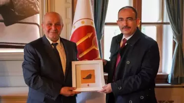 Rektör Beydemir, Belediye Başkan Vekili Tüfekçioğlu ile bir araya geldi
