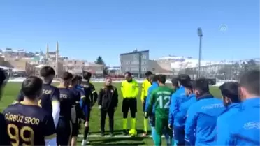 Down sendromlu İstemihan'dan futbolculara hakem konuşması