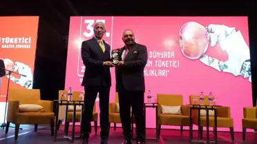 Lob'ın Internatıonal tarafından 35.'si düzenlenen Uluslararası Tüketici Kalite Zirvesi ünlü isimleri buluşturdu