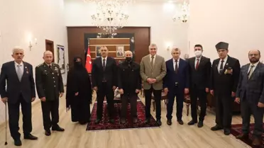 Sakarya ve Zonguldak'ta şehit ailelerine Devlet Övünç Madalyası ve Beratı verildi