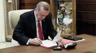 Cumhurbaşkanı Erdoğan'ın imzasıyla Resmi Gazete'de yayınlandı! 5 bakanlıkta görevden alma ve atamalar gerçekleşti