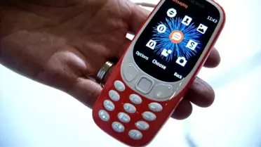Akıllı değil ama zeki mi? 'Akılsız' cep telefonunun dönüşü