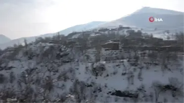 Bitlis'te çığ tehlikesi nedeniyle 40 ev boşaltıldı