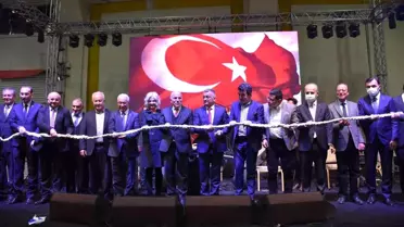 18 metrelik 'Civil' peyniri açılış kurdelesi oldu