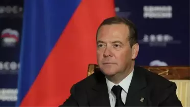 Rusya'nın eski Devlet Başkanı Medyedev: Rus halkının dörtte üçü Ukrayna operasyonunu destekliyor!