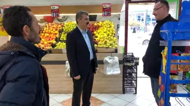 Başkan Altınsoy esnaflarla görüşüyor