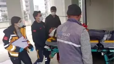 Çalıştığı inşaatta 3 metre yükseklikten düşen işçi yaralandı