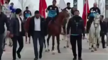 Aşkale'de kar üstünde cirit nefes kesti