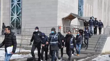 AYNI İNŞAATA İKİNCİ KEZ SOYGUNA GELEN 7 HIRSIZ SUÇÜSTÜ YAKALANDI