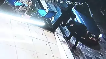 Bir oto galeride 2 buçuk milyon TL'lik soygun