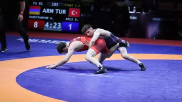 Milli güreşçi Süleyman Atlı, Avrupa ikincisi oldu