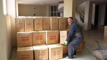 Şemdinli ve Derecik'te 4 bin aileye gıda yardımı