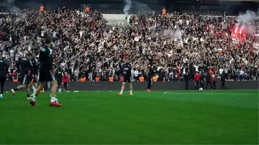 Beşiktaş taraftarı, Vodafone Park'a akın etti!