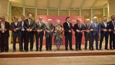 Albaraka Türk'ün 'Dua Vakti' Hat Koleksiyonu Sergisi açıldı