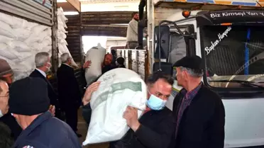 Denizli'de arı yetiştiricilerine 108 ton şeker dağıtıldı