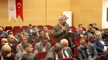 Vali Erin'in Ceylanpınar'da muhtarlarla buluştu