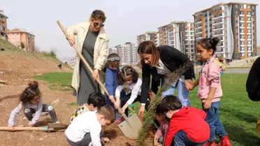 Batman'da çocuklar minik elleriyle doğaya nefes oldu
