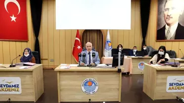 Gültak: 'Hizmet ve proje üretirken borç yükünü de hafiflettik'