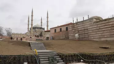 Edirne Kent Konseyi'nden tarihi hamam ve hanın Selimiye Meydan Projesi'ne alınması talebi