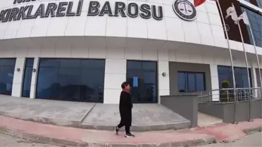 KIRKLARELİ - Hukuk bürosunda başlayan avukatlık hayalini azimle çalışıp gerçekleştirdi