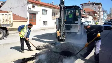 Bozüyük'te altyapı ve yol çalışmaları sürüyor