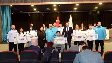 Şampiyonlara binlerce lira ödül