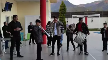 Başkan Erol, Roman çocukları ağırladı