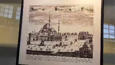 İTO, Eminönü Yeni Cami'nin 425 yıllık tarihini kitap haline getirdi