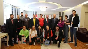 AİÇÜ'lü sporcular şampiyonalardan madalyalarla döndü