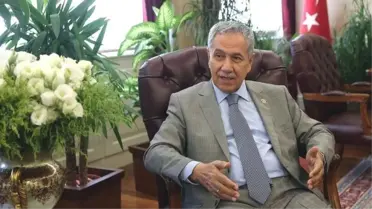 Bülent Arınç'tan Kadir Gecesi vesilesiyle 'adil yargılanma hakkı' ve 'adalet' mesajları: Gezi davasını mı işaret etti?