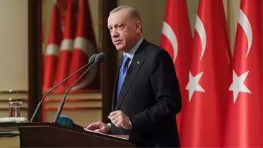 Cumhurbaşkanı Erdoğan'dan CHP'li Özgür Özel'e tepki: Adı Özgür ama soyadı garip olan şahıs hakkında dava açacağız