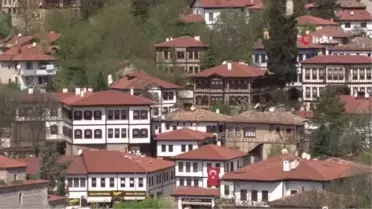 Osmanlı kenti Safranbolu'da bayram öncesi oteller yüzde 90 doluluk oranına ulaştı