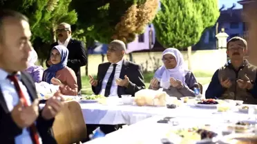 Şehit aileleri ve öğrenciler iftarda buluştu