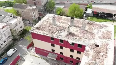 Küçükçekmece'de boşaltılan okul bağımlıların mekanı oldu