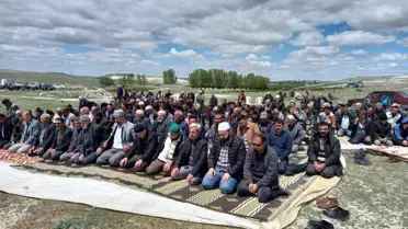 Günyüzü ilçesinde yağmur duası yapıldı