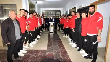 Bayburtspor'dan Başkan Pekmezci'ye teşekkür ziyareti