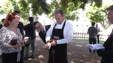 Vahap Seçer, Mersin'in 'Özel' Şefleriyle Pizza Yaptı