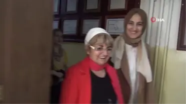 Yazar şair ve ozanlar okulda kütüphane kurdu