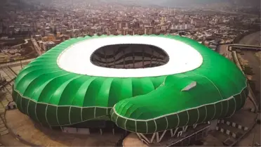 Tesisin ve Timsah Arena'nın toplam elektrik maliyetinin 700 bin TL olduğu belirtildi! Bursaspor'dan küçülme kararı