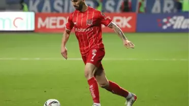 Doğukan Sinik, performansıyla göz doldurdu