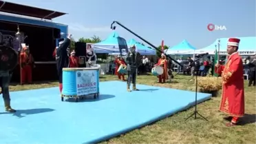 Balıkesir'de Bahar Şenliği'nde kuzu ve oğlaklar yarıştı