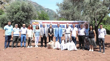 Marmaris'te Yer Fıstığı Tohum Takası Düzenlendi