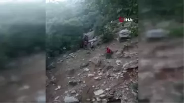 Ormanda yürüyüşe çıkan iki genç dağlık alanda mahsur kaldı