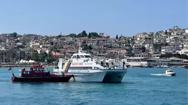 Kuşadası'ndan Sisam'a giden tekne su alınca yolcular panik yaşadı