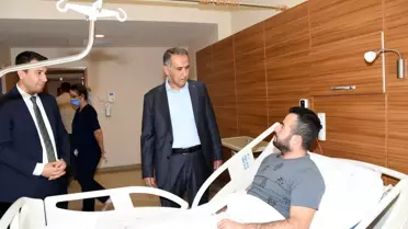 Adıyaman Valisi Çuhadar'dan yaralı askere ziyaret