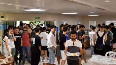 Tepebaşı'nda Öğrencilere Yemek Desteği Sürüyor