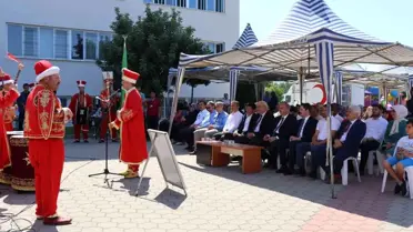 Başkan Özcan, İmam hatip Lisesi öğrencilerini yalnız bırakmadı